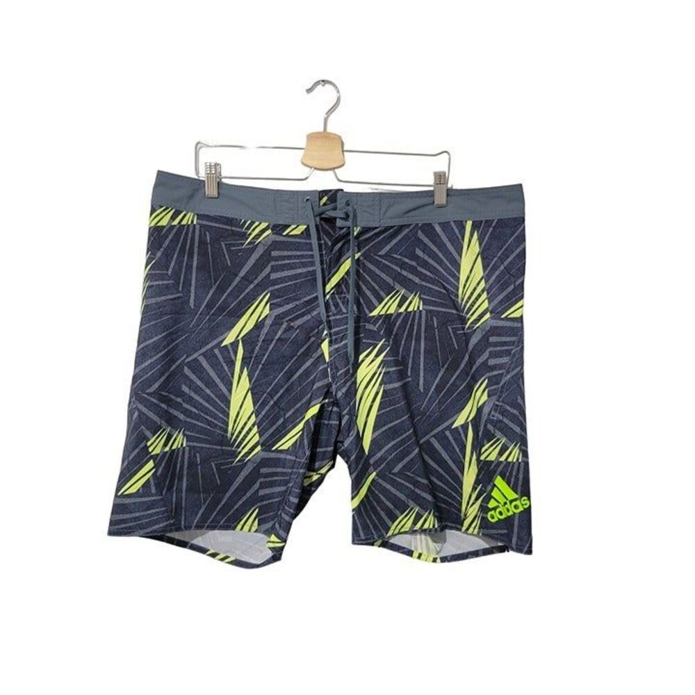 Adidas Men's Shorts Size 28 L 19 Gray- Green Swimwear Floral